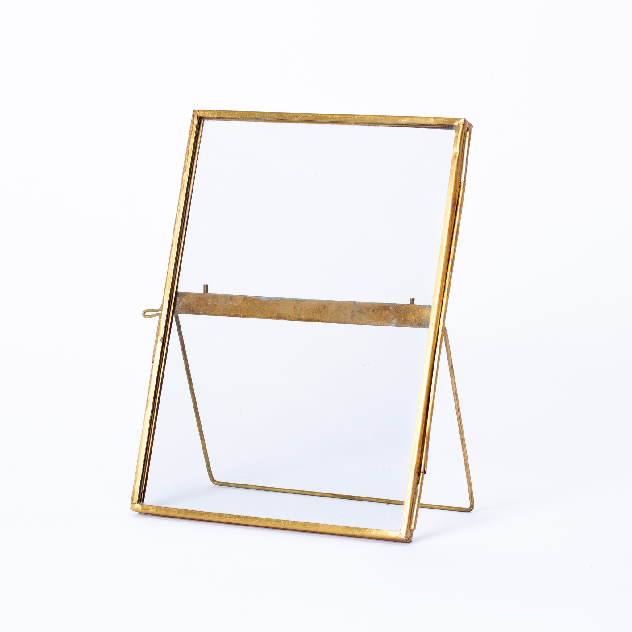 Standing Brass Frame - 18 x 13cm